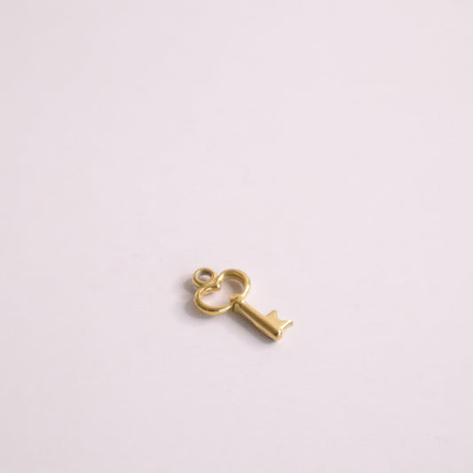 KEY CHARM GOLD